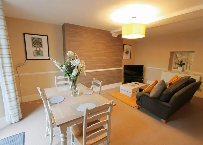 Διαμέρισμα Large Clifton One Bed Flat And Parking *